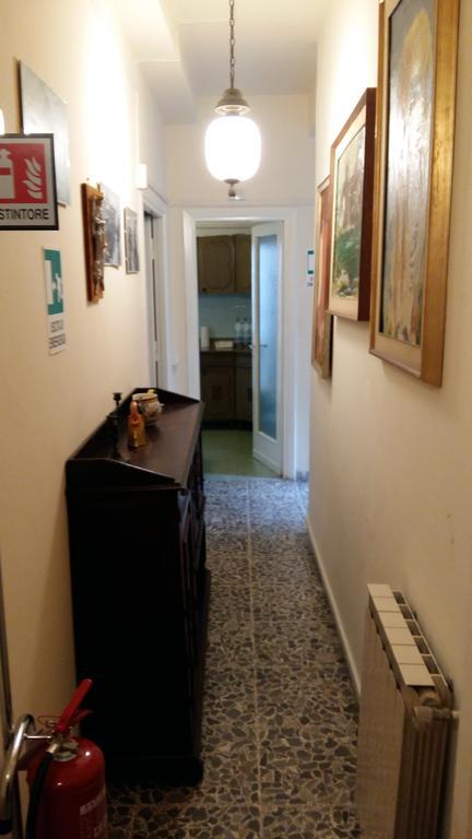 Appartamento Zia Gesina ลิโด ดิ ออสเตีย ภายนอก รูปภาพ